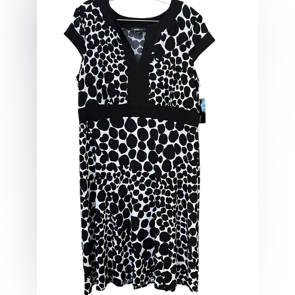 NWT AGB Polka Dot Black and White Blouse 16
